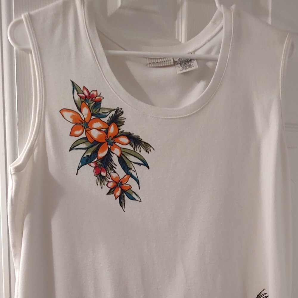White Stag. X-Large (16/18) White Sleeveless Blouse.